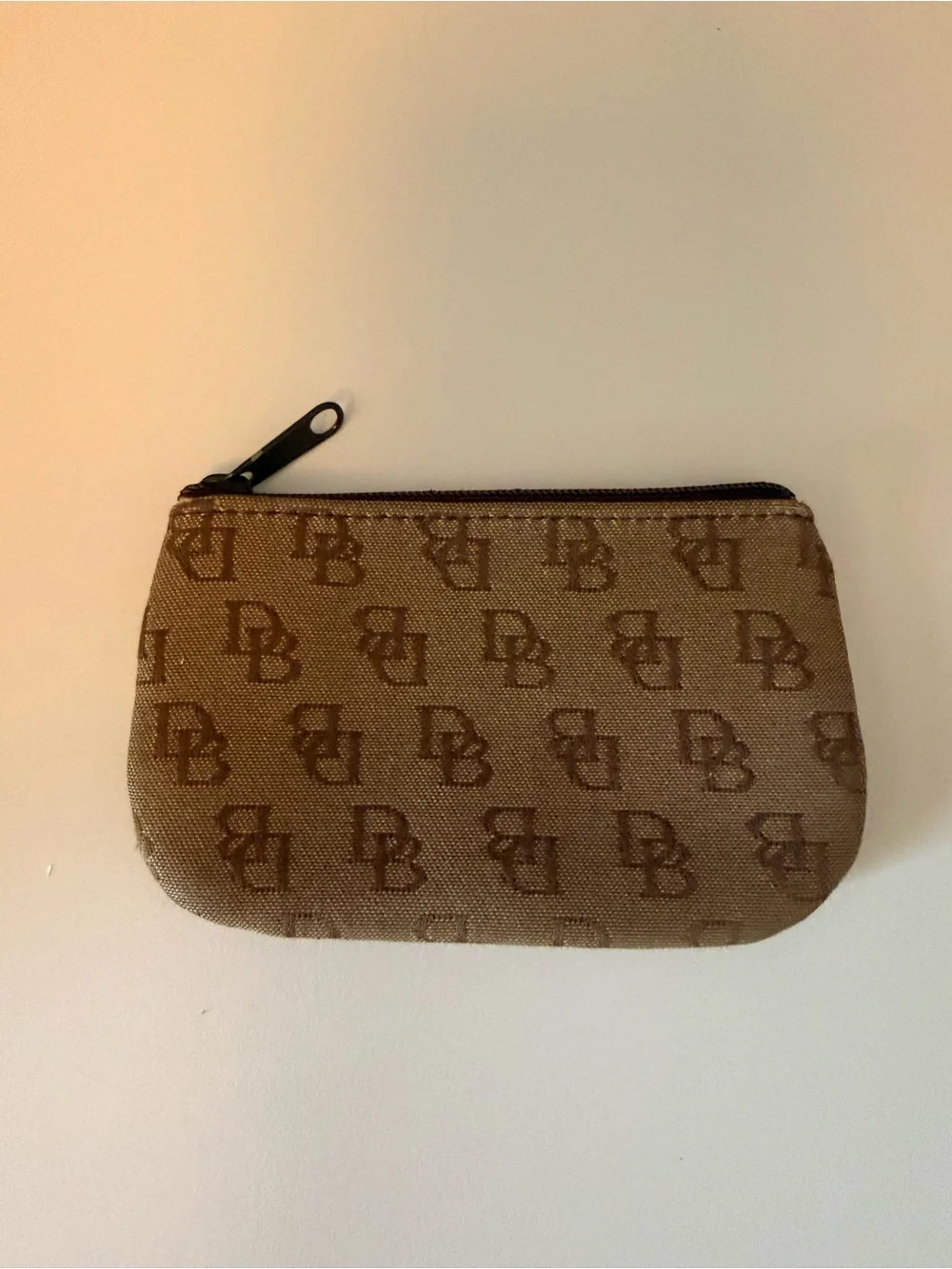 Dooney & Bourke compact dooney